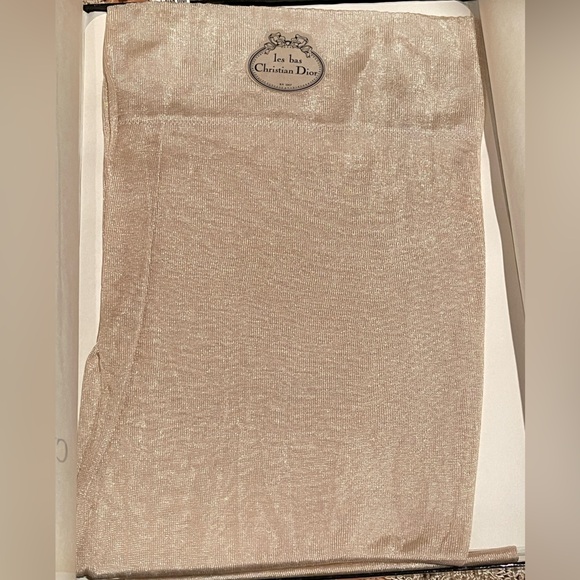 SOLD! 3 PAIR Vintage Les Bas Christian Dior Stockings Desoie Sleek Ivory Sz 10.5 - Picture 8 of 12